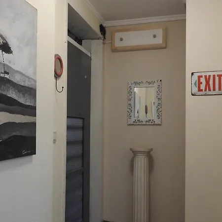 Vitosha Boulevard Prime Location Apartment Sofia